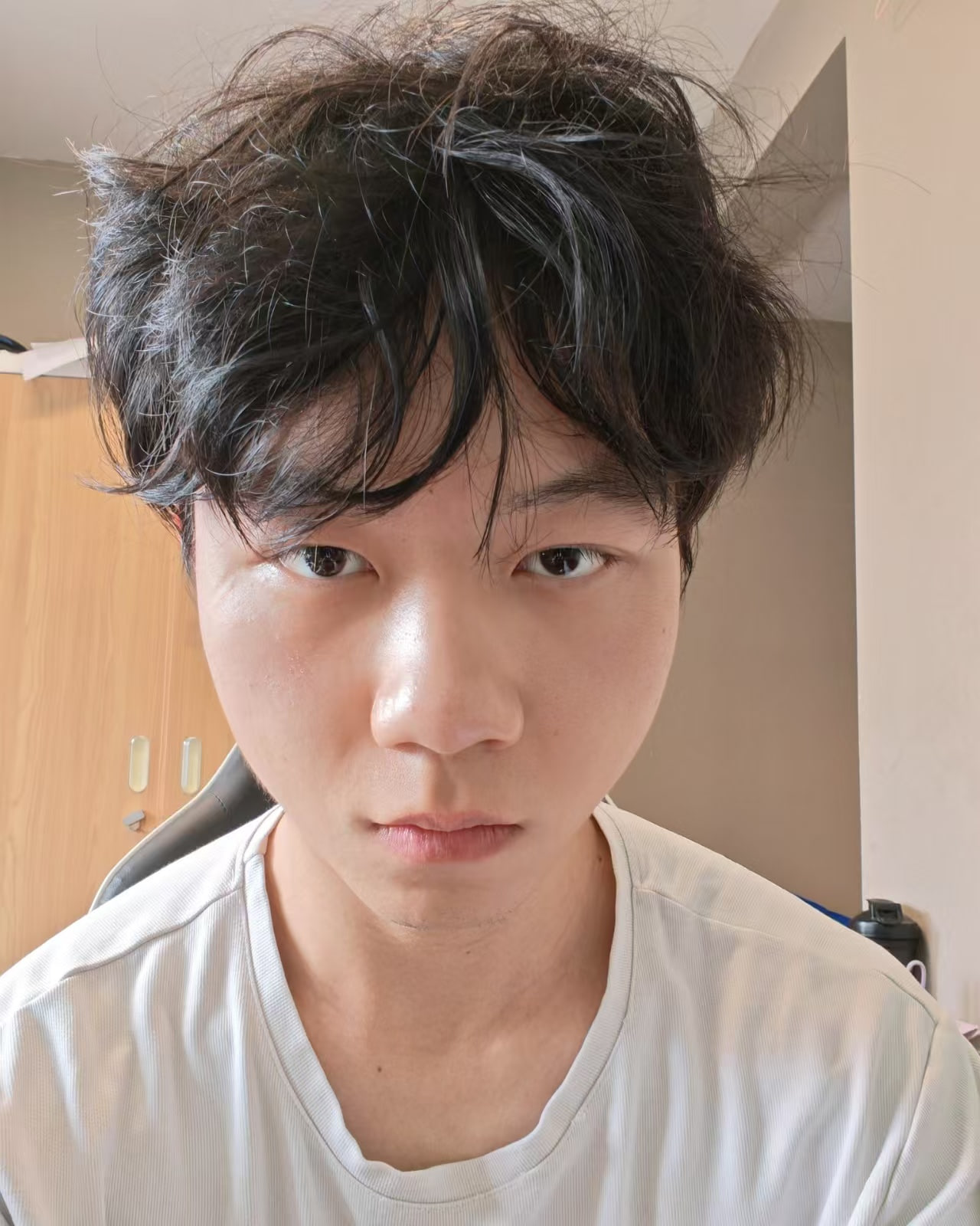李艺博 · Yibo Li